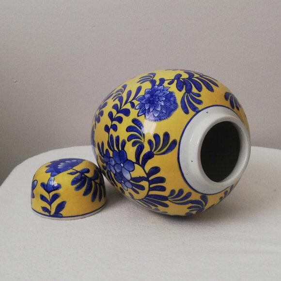 Vintage Blue & Yellow Ginger Jar - Picture 3 of 5